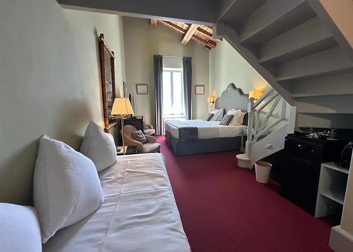 Le Mas De Peint - Hotel Et Restaurant