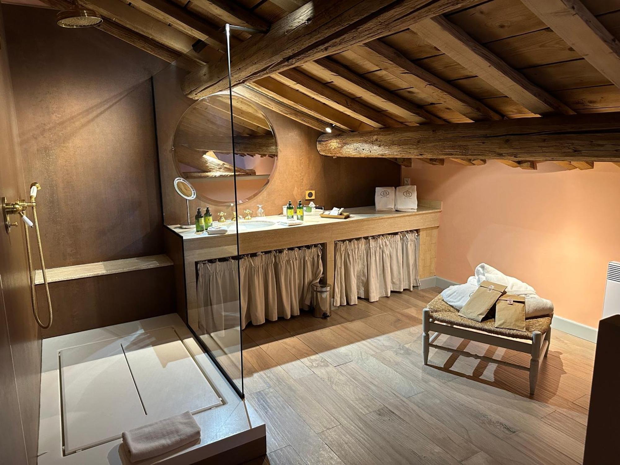 Hotel De Peint - Et Restaurant