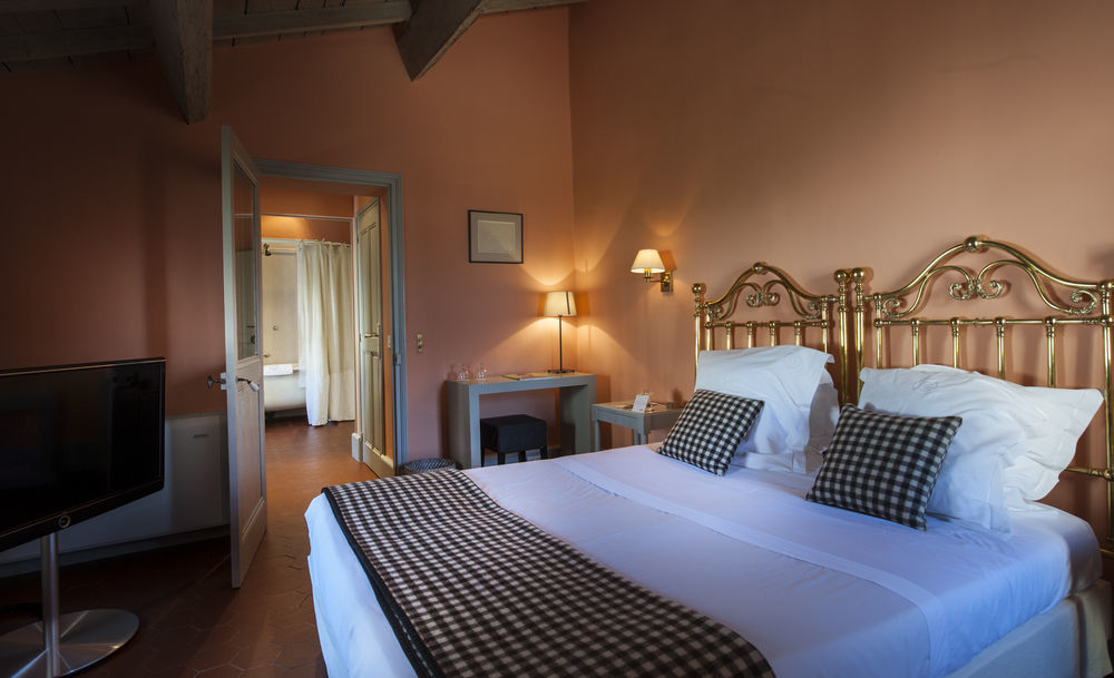 De Peint - Et Restaurant Hotel Arles