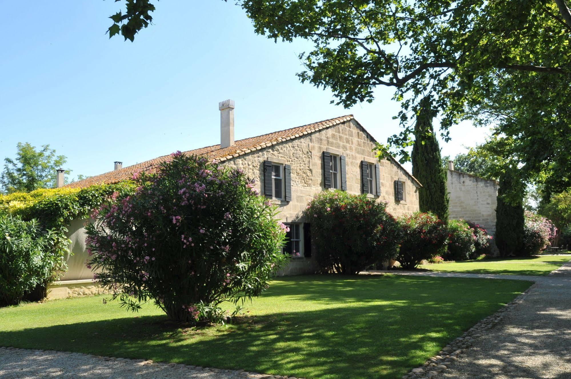 De Peint - Et Restaurant 5* Arles